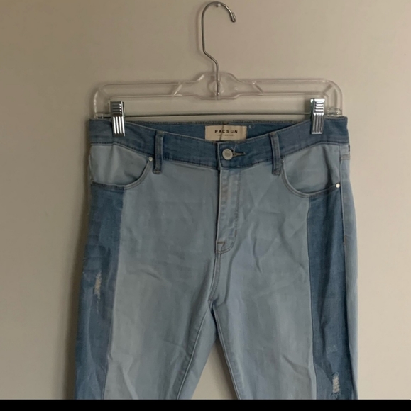 PacSun patch jeans - Picture 2 of 4
